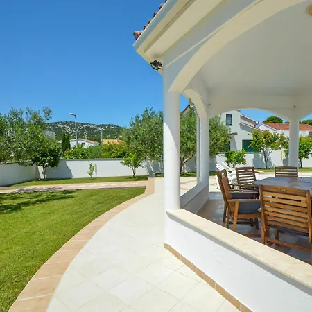 Aquanur-7 By Interhome Apartman *