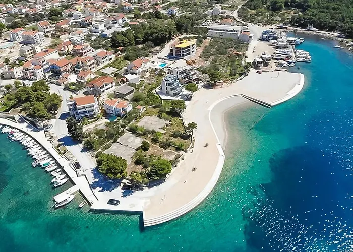 Aquanur-7 By Interhome Appartement