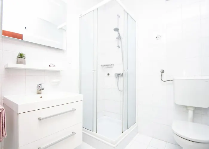 Appartement Aquanur-7 By Interhome