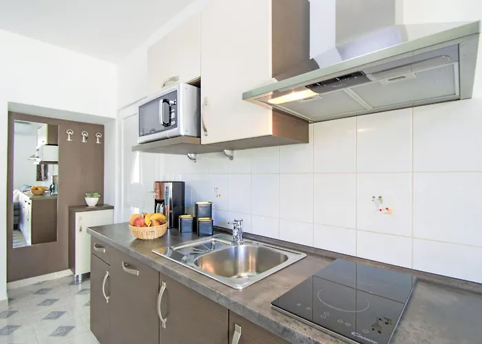 Aquanur-7 By Interhome